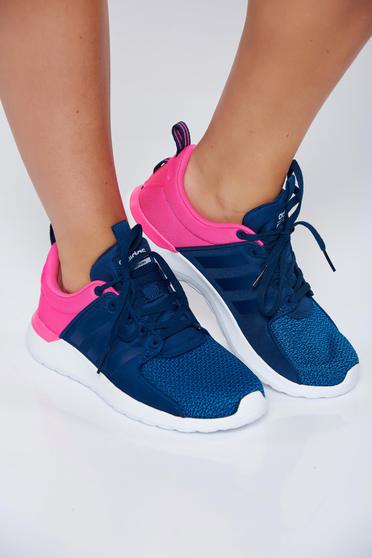 Kék Adidas hétköznapi sport cipő függőleges csíkok fűzővel köthető meg