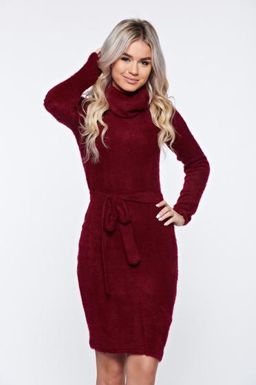 Burgundy PrettyGirl magasnyakú hétköznapi kötött ruha puffos anyagból