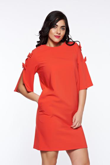 Piros LaDonna elegáns bő szabás ruha kivágott ujjrész