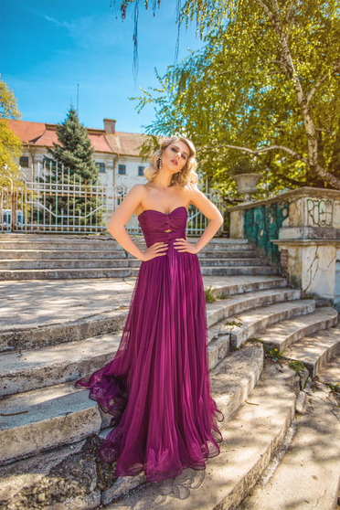 Lila Ana Radu tüll ruha belső béléssel szivacsos mellrész váll nélküli