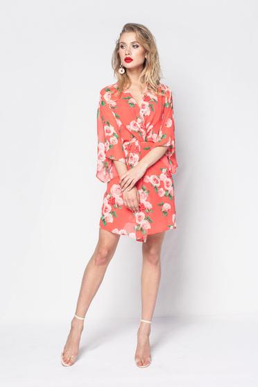 Piros PrettyGirl elegáns ruha lenge, áttetsző anyag virágmintás díszítéssel belső béléssel