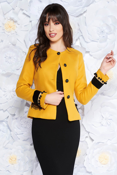 Mustar LaDonna elegáns gyapjú blézer karcsusított szabás belső béléssel kézzel varrott díszítésekk